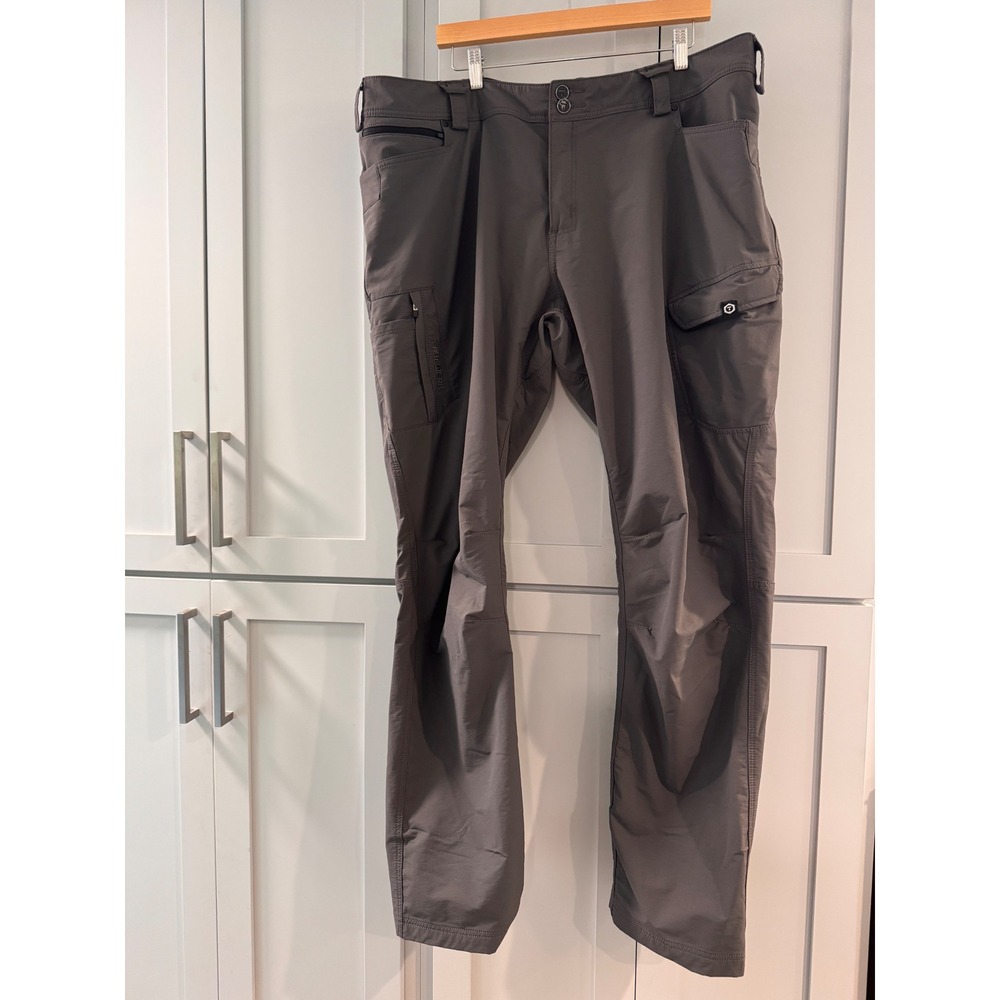 Truewerk T2 Werkpant Mens 42x34 Gray Technical Work Cargo Pants Softshell